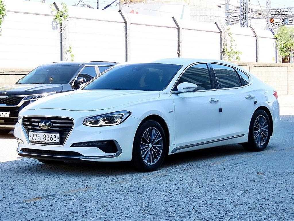 2019 Hyundai Grandeur IG - Miniatura 2