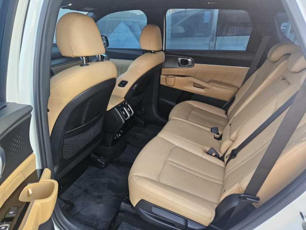 2021 Kia Sorento Generation Blanco - Miniatura 4