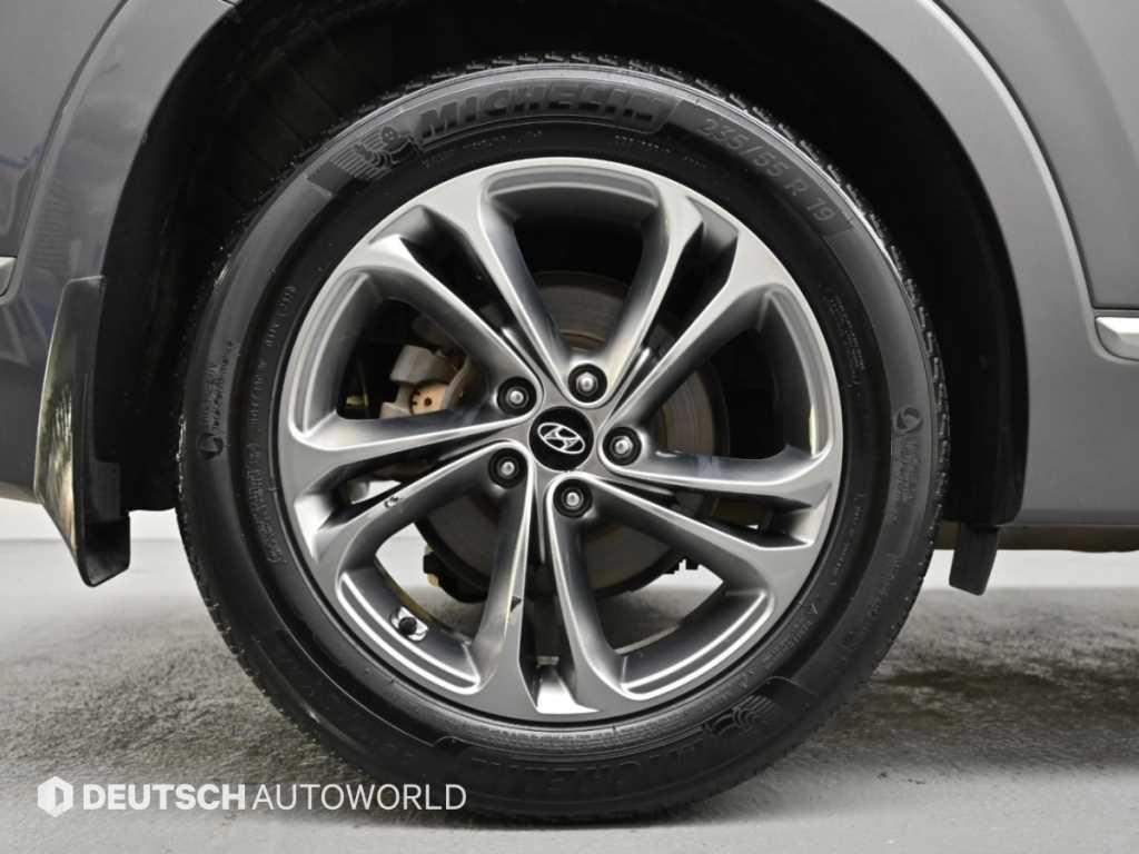 2019 Hyundai Santa Fe TM - Miniatura 5
