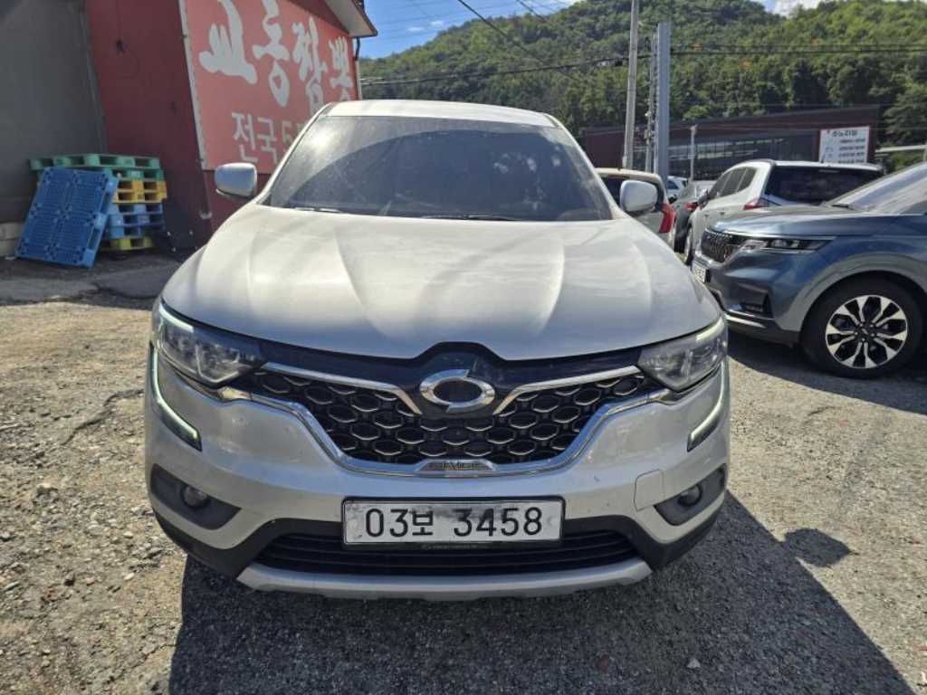 2017 Samsung QM6 Diesel - Imagen 1