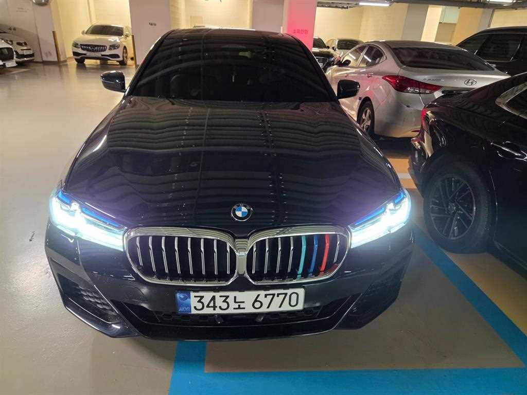 2023 BMW Serie 5 5 Series Ref 418147 Gasoline Black - Imagen 1