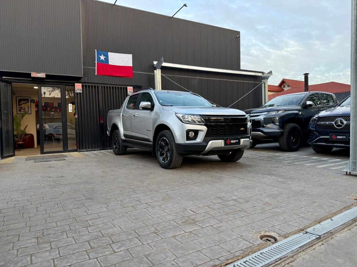 2023 Chevrolet Colorado High - Miniatura 3