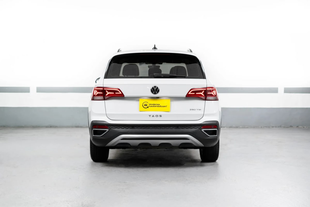 2023 Volkswagen Taos 1.4 Blanco - Miniatura 7