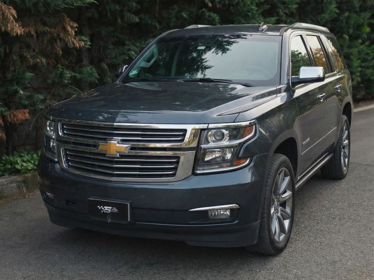 2019 Chevrolet Tahoe 4WD Gris - Imagen 1