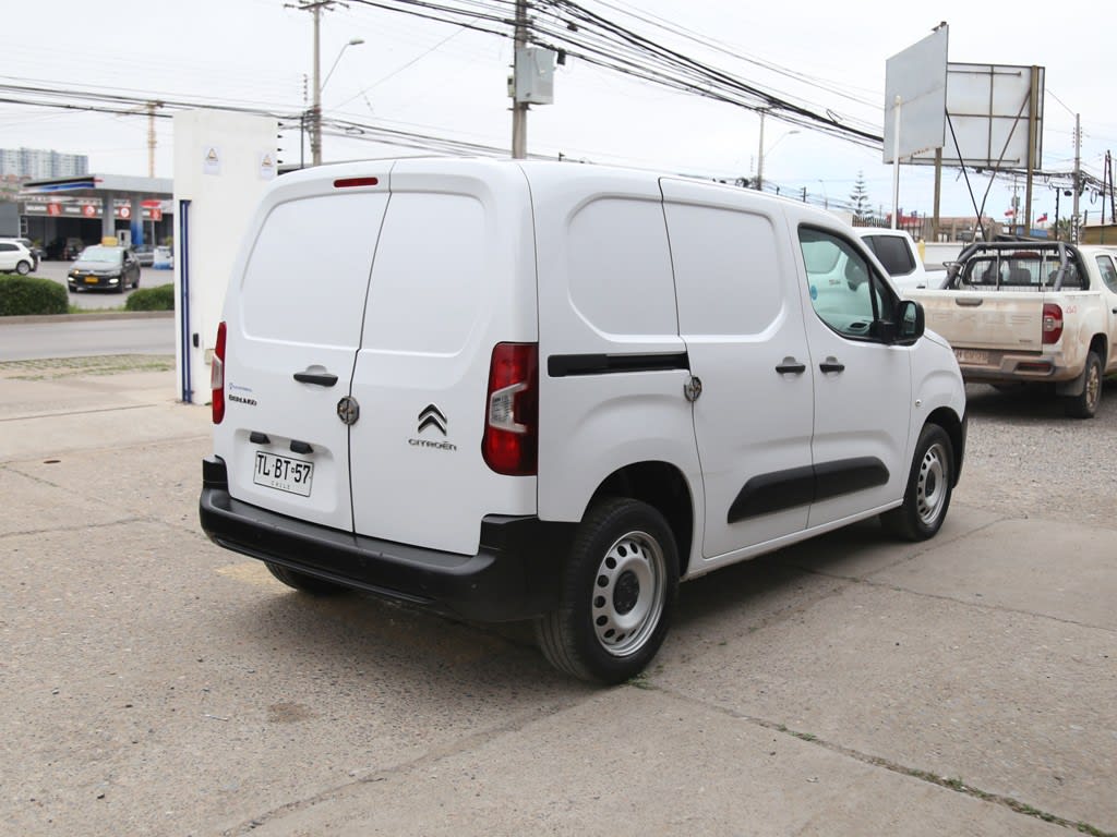 2024 Citroën Berlingo MT - Miniatura 6