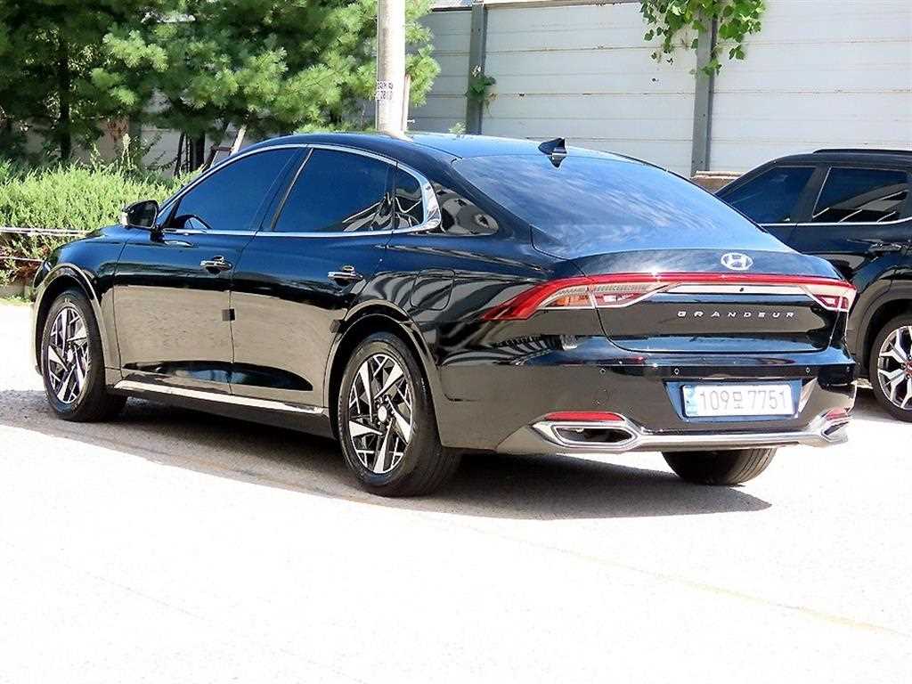 2023 Hyundai Grandeur Ref 418525 Black - Miniatura 5