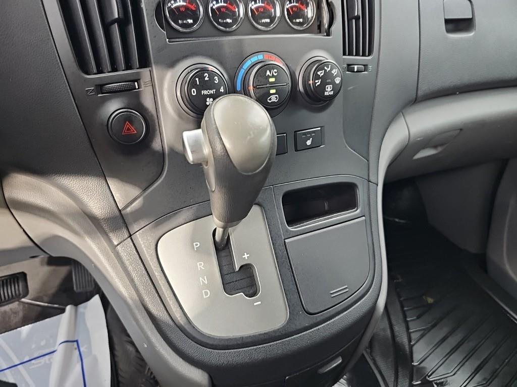 2014 Hyundai Starex Ref 418505 Black - Miniatura 8