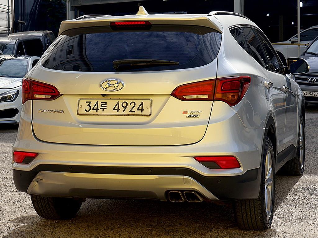 2016 Hyundai Santa Fe Ref 418322 Gray - Miniatura 4