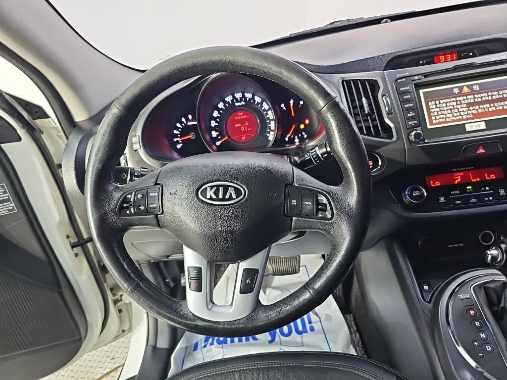 2012 KIA Sportage Ref 418434 Diesel White - Miniatura 9