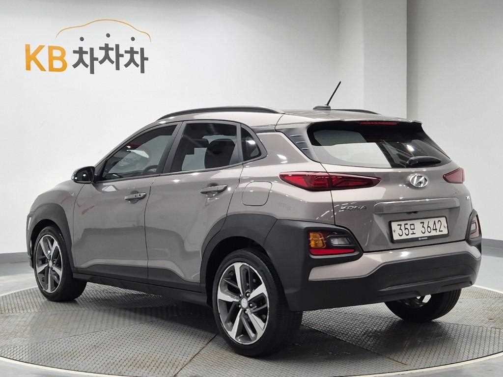 2018 Hyundai Kona Ref 418363 Gray - Miniatura 2