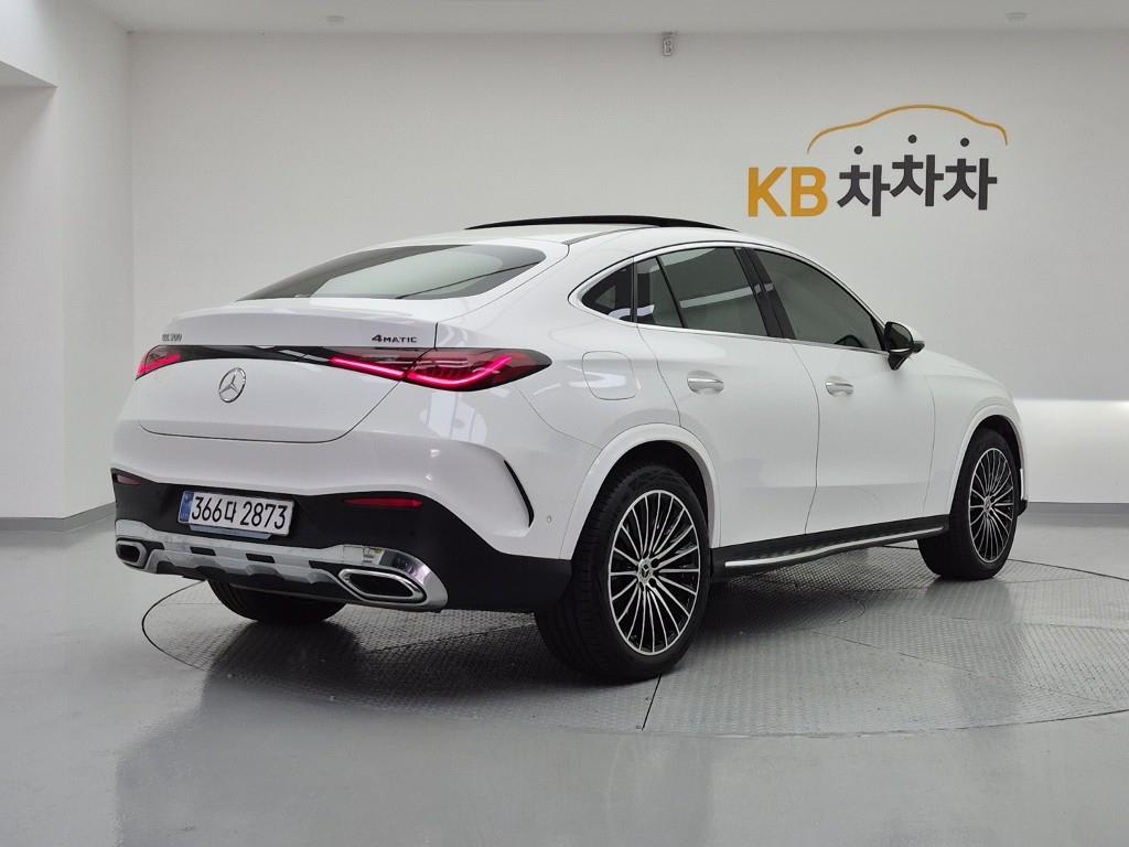 2025 Mercedes-Benz GLC Mercedes Benz Class Ref 418466 - Miniatura 4