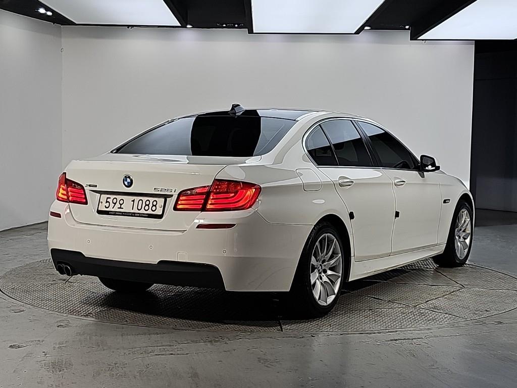 2013 BMW Serie 5 5 Series Ref 418454 Gasoline White - Miniatura 4