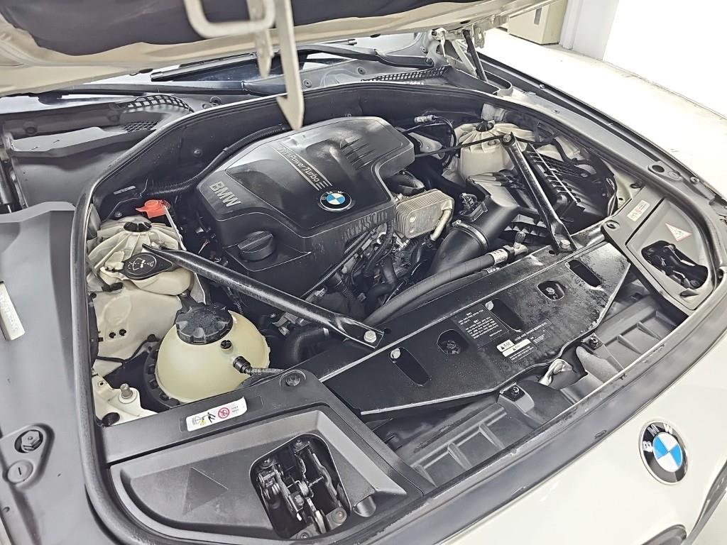 2013 BMW Serie 5 5 Series Ref 418454 Gasoline White - Miniatura 6