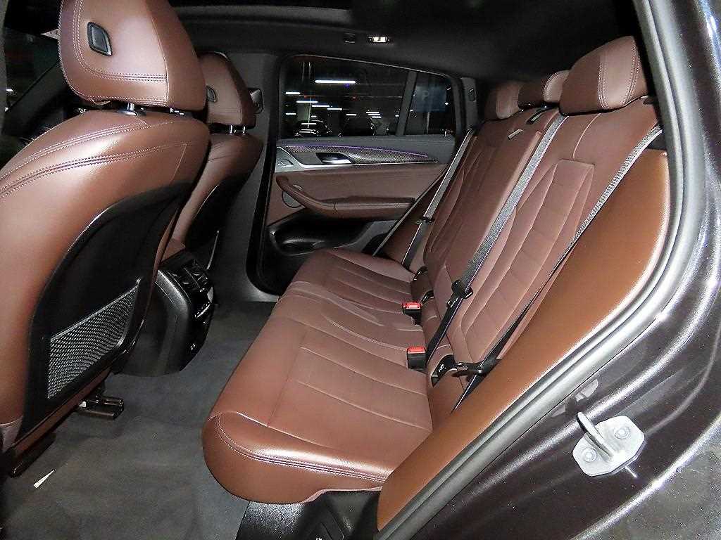 2023 BMW X4 Ref 418448 Gasoline Gray - Miniatura 7