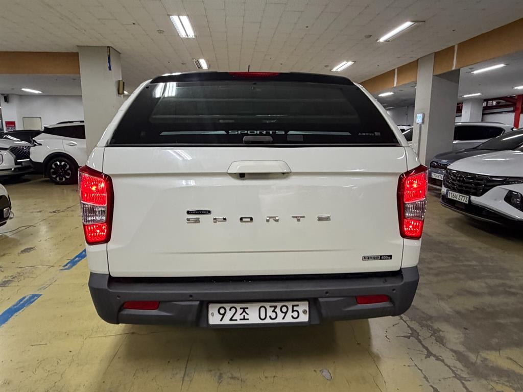 2019 SsangYong Rexton Ref 418500 White - Miniatura 4