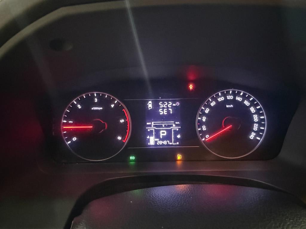 2019 SsangYong Rexton Ref 418500 White - Miniatura 10