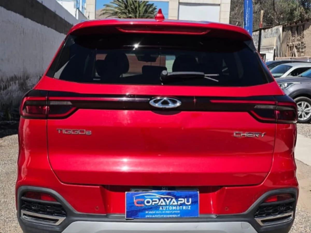 2022 CHERY Tiggo 8 1.5T Rojo - Miniatura 4