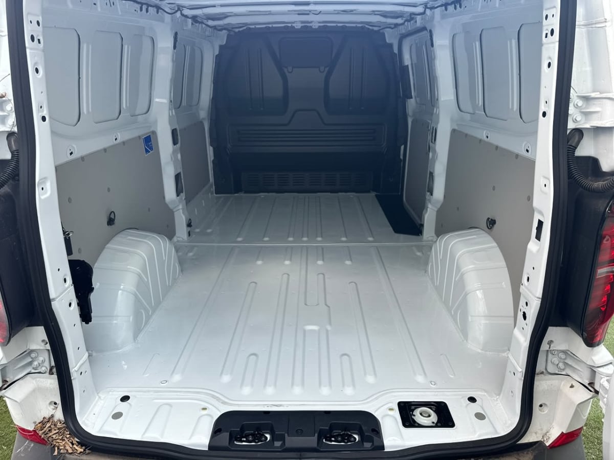 2026 Volkswagen Transporter Carga Blanco - Miniatura 6