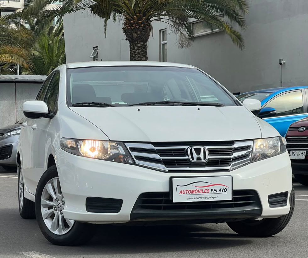 2014 Honda City LX Blanco - Imagen 1