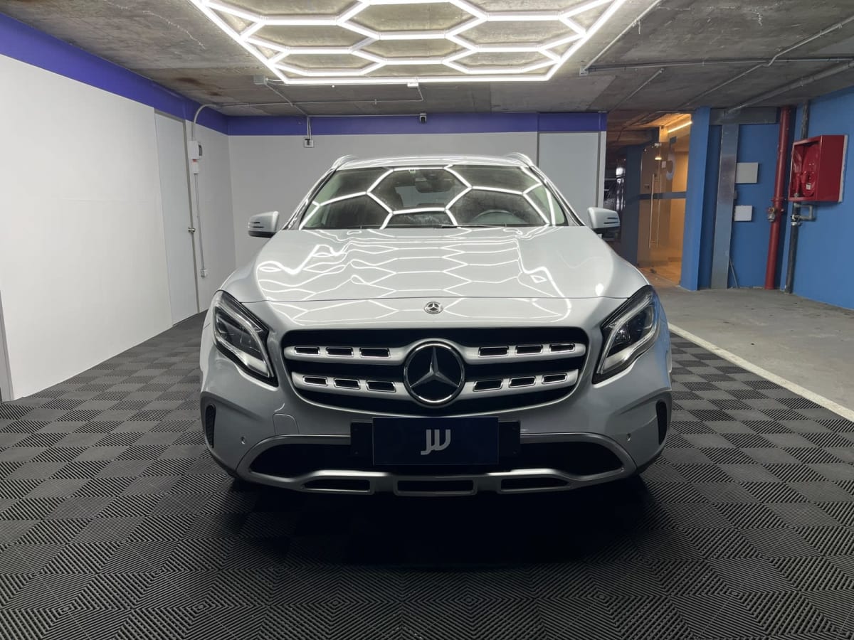 2020 Mercedes-Benz Gla 200 HATCH - Miniatura 2