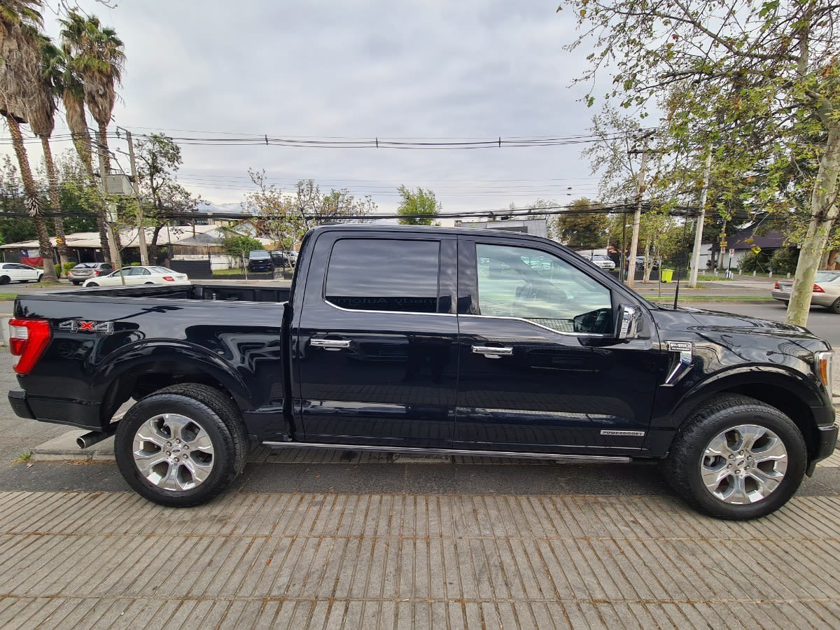 2024 Ford F-150 3.5 Negro - Miniatura 6