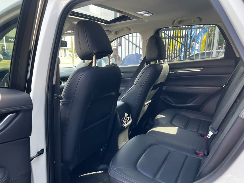 2024 Mazda CX5 4X4 - Miniatura 9