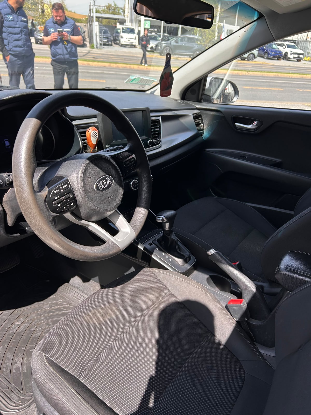2020 KIA RIO 5 - Miniatura 7