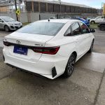 2024 Toyota YARIS E - Miniatura 4