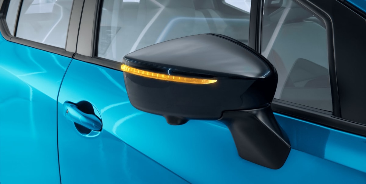 2026 Nissan NEW VERSA - Miniatura 8