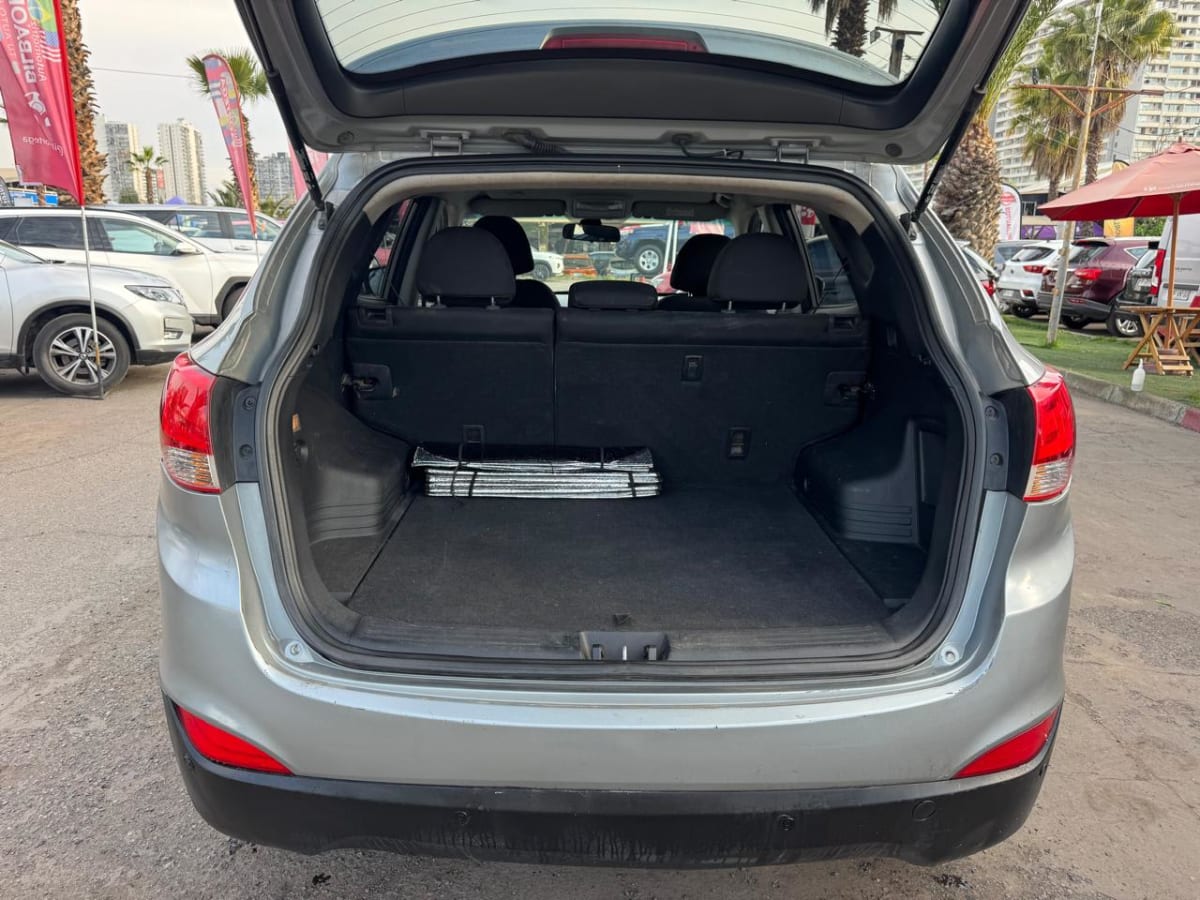 2015 Hyundai Tucson DIESEL Gris - Miniatura 5