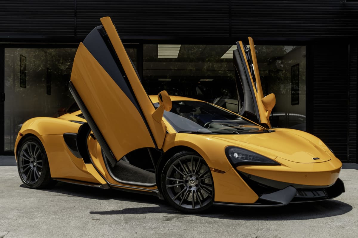 2017 Mclaren 570 S Naranja - Imagen 1