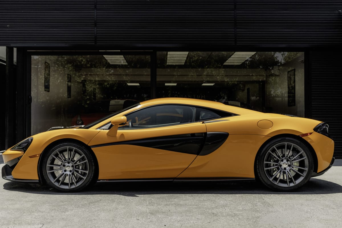 2017 Mclaren 570 S Naranja - Miniatura 2
