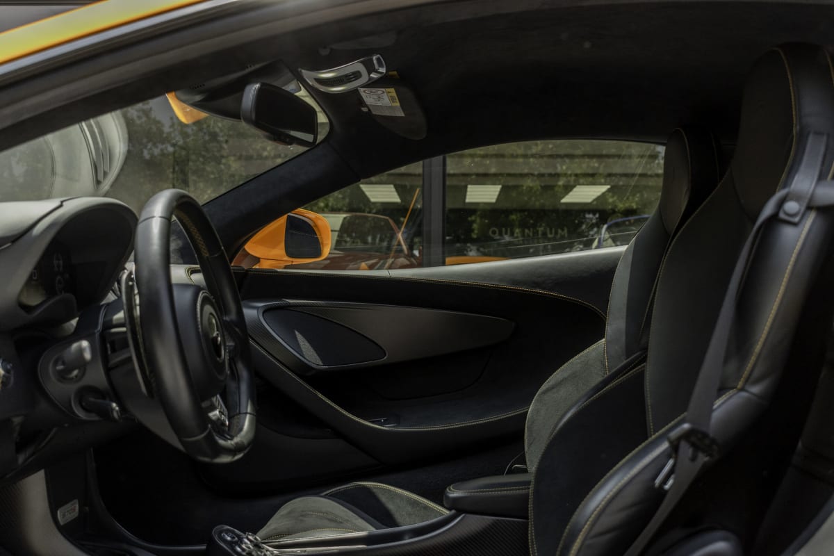 2017 Mclaren 570 S Naranja - Miniatura 4
