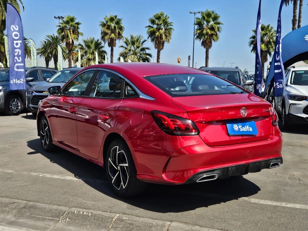 2024 MG Gt DCT Rojo - Miniatura 7
