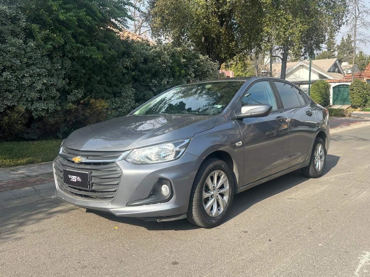2021 Chevrolet ONIX NB Plata - Imagen 1