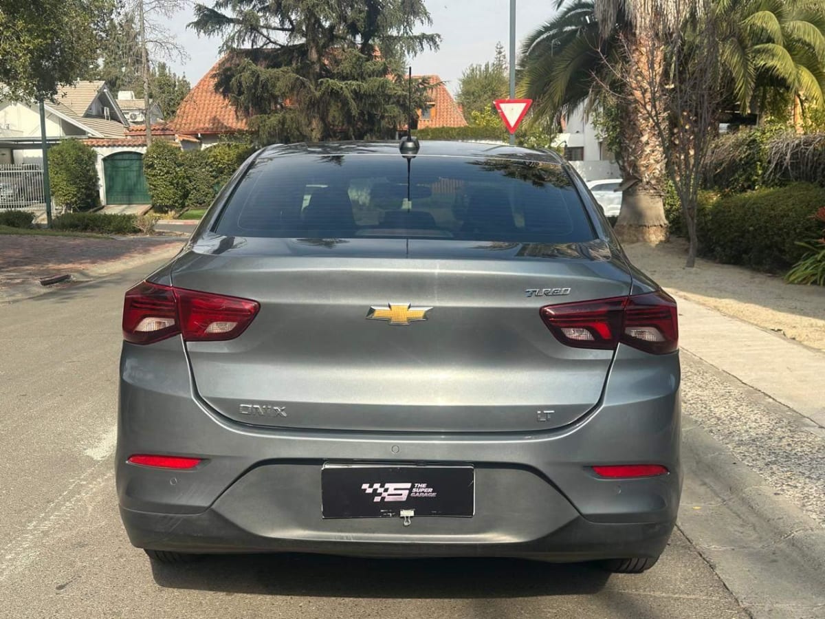 2021 Chevrolet ONIX NB Plata - Miniatura 6
