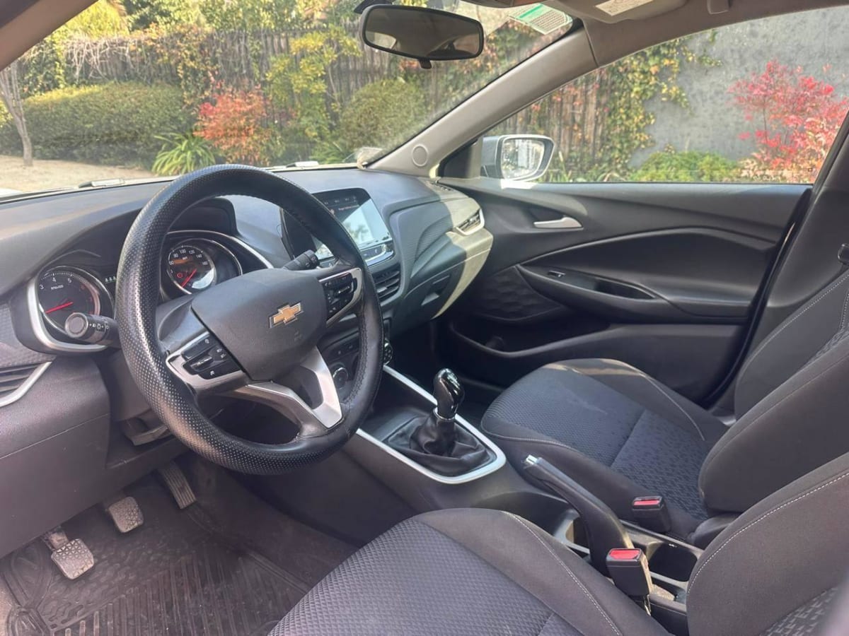 2021 Chevrolet ONIX NB Plata - Miniatura 9