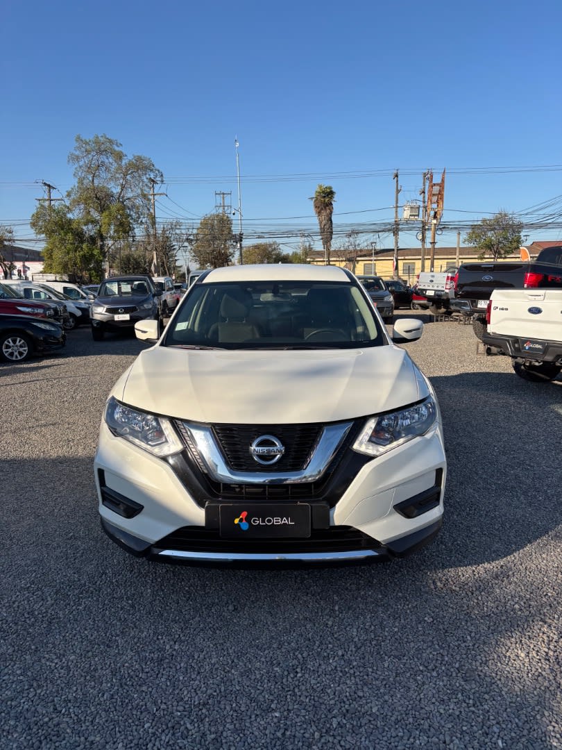 2018 Nissan X-Trail Sense Blanco - Miniatura 2