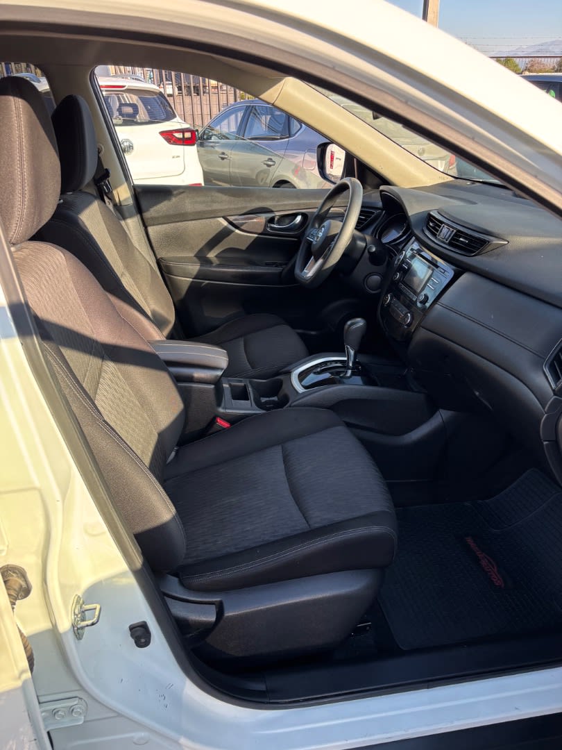 2018 Nissan X-Trail Sense Blanco - Miniatura 6