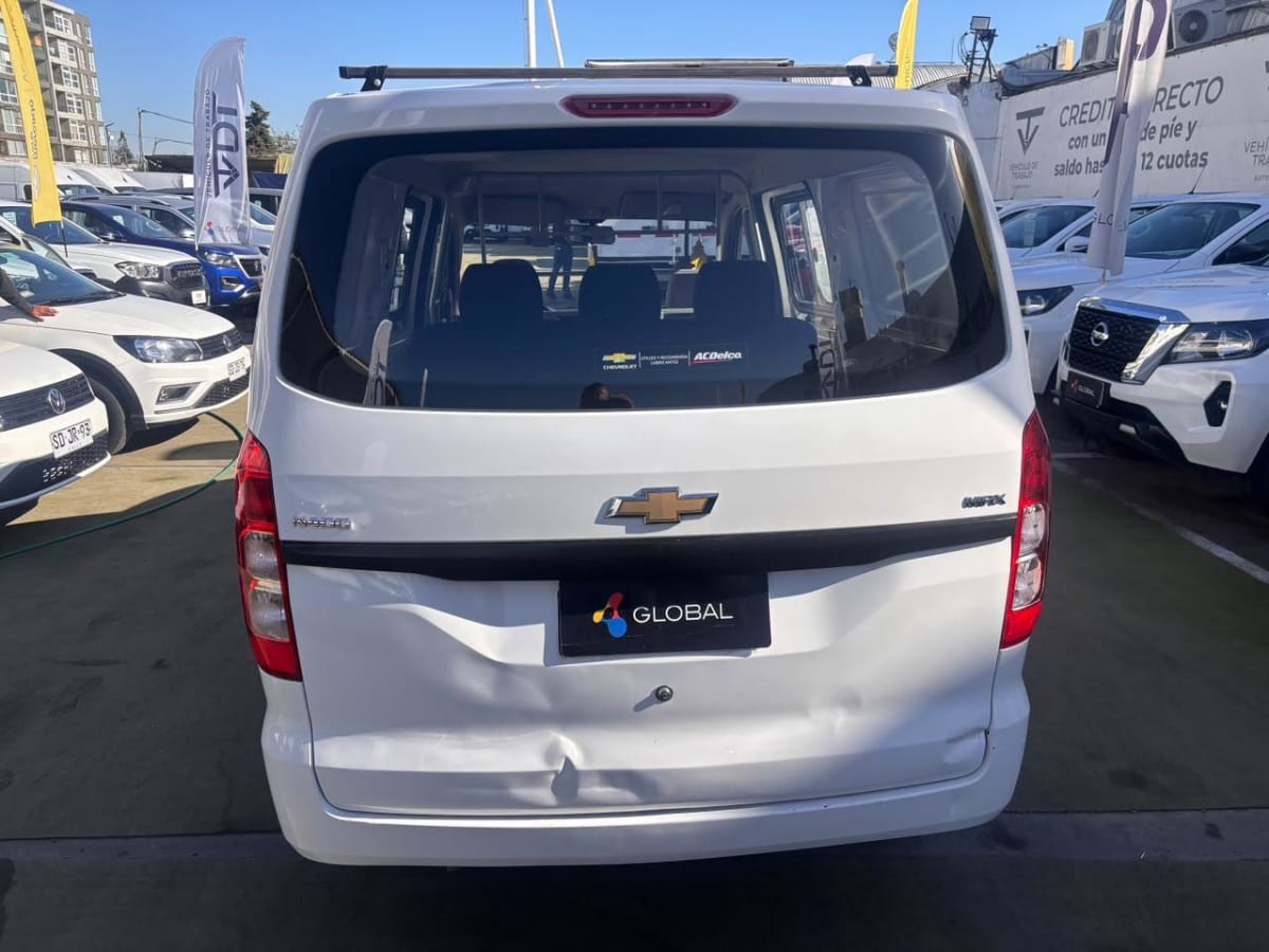2022 Chevrolet N400 blanco - Miniatura 7