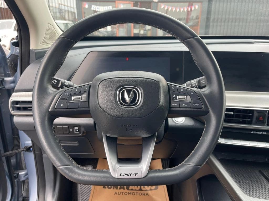 2024 Changan Uni-T LUXURY - Miniatura 10