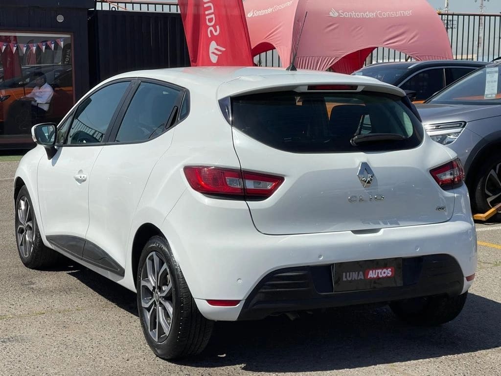 2018 RENAULT CLIO IV HB - Miniatura 4