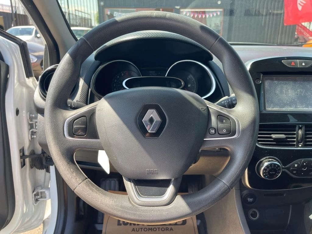 2018 RENAULT CLIO IV HB - Miniatura 10