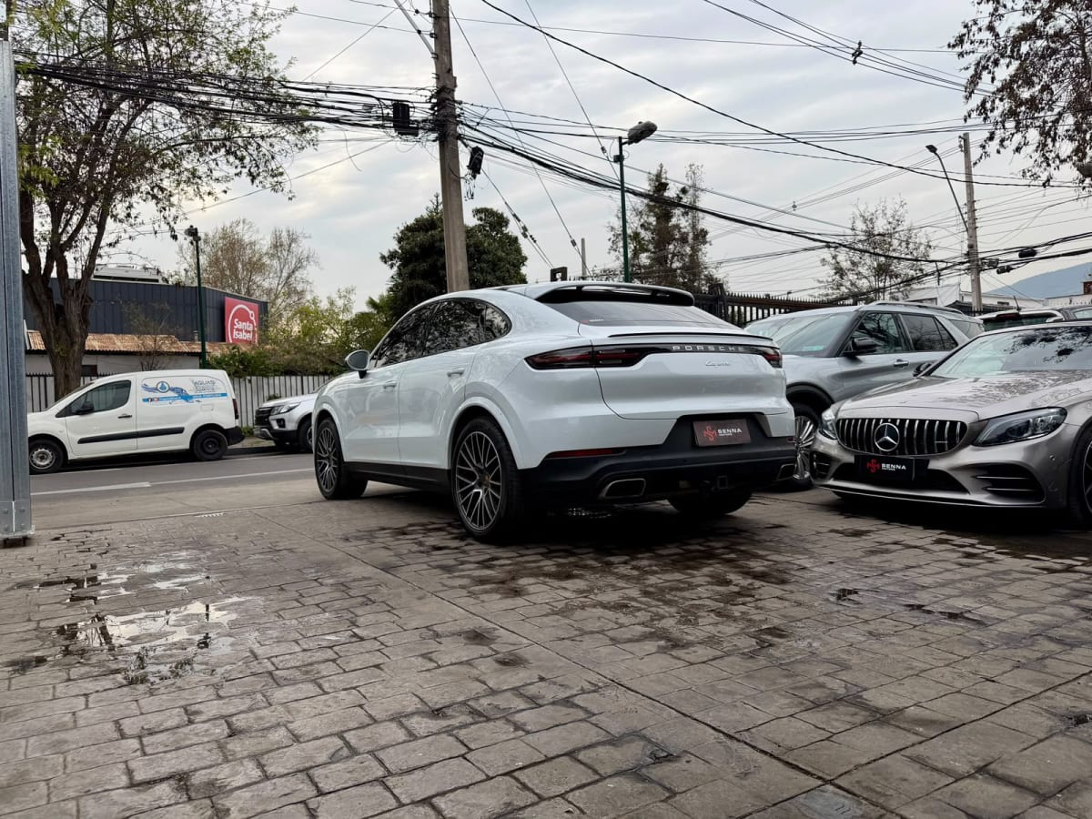 2021 Porsche Cayenne Coupe - Miniatura 7