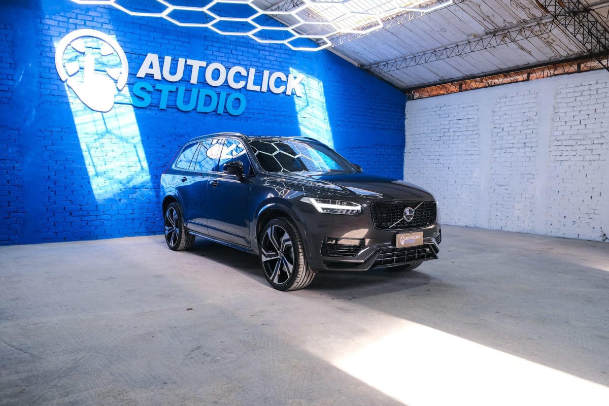 2025 Volvo Xc90 T8 - Miniatura 3