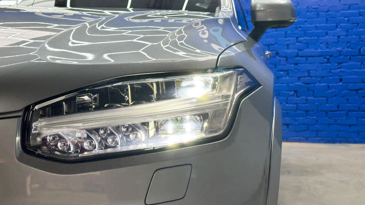 2019 Volvo Xc90 T8 - Miniatura 8