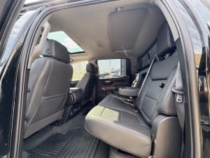 2021 CHEVROLET SILVERADO 5.3 Negro - Miniatura 10