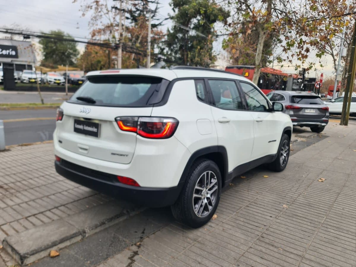 2020 Jeep Compass 2.4 Blanco - Miniatura 8