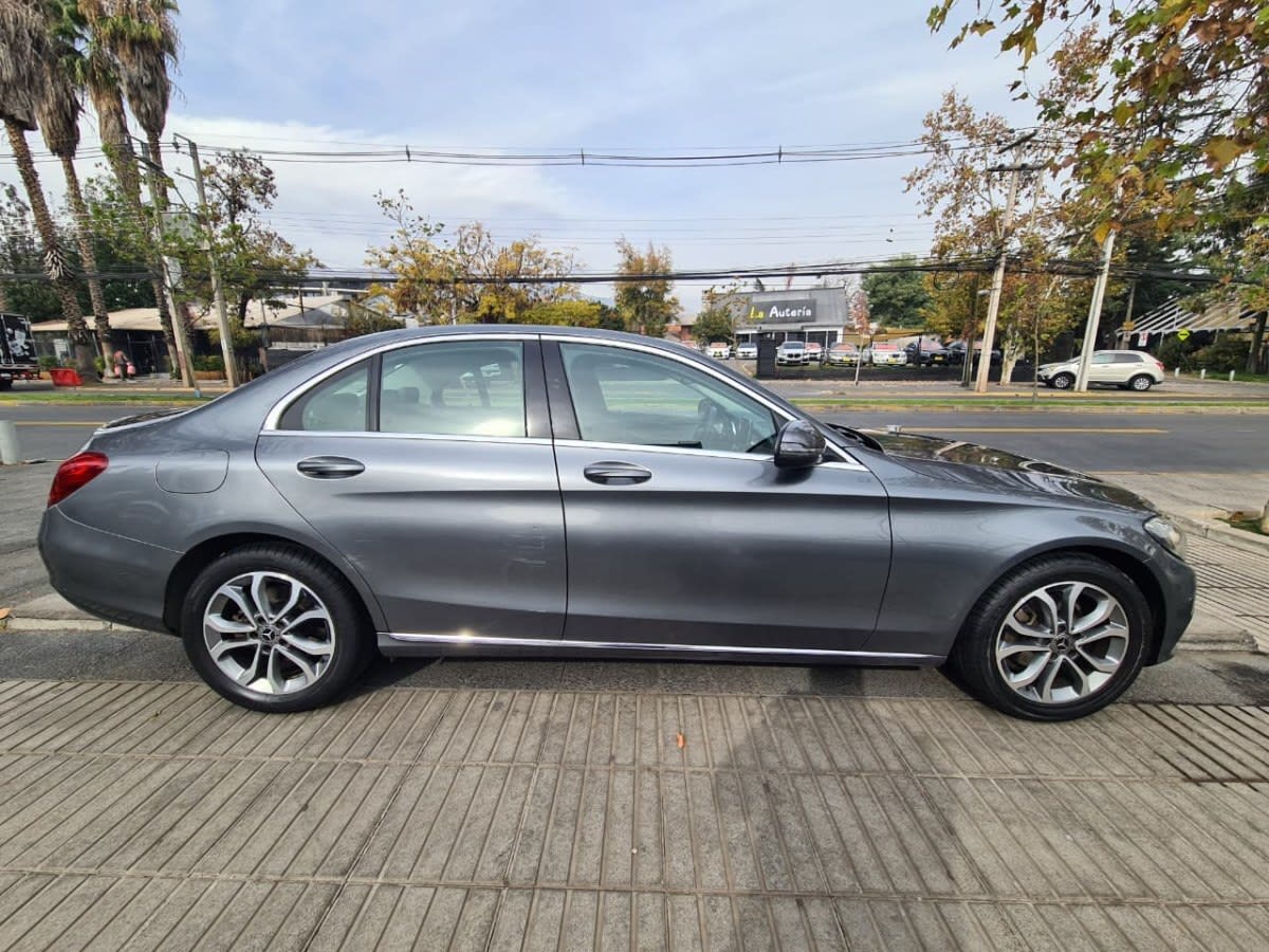 2018 Mercedes-Benz C180 1.6 Gris - Miniatura 5