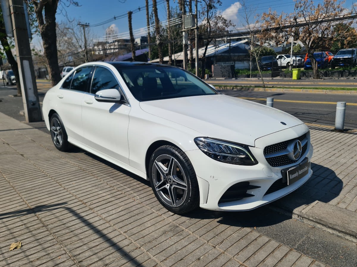 2019 Mercedes-Benz C200 2.0 Blanco - Miniatura 2